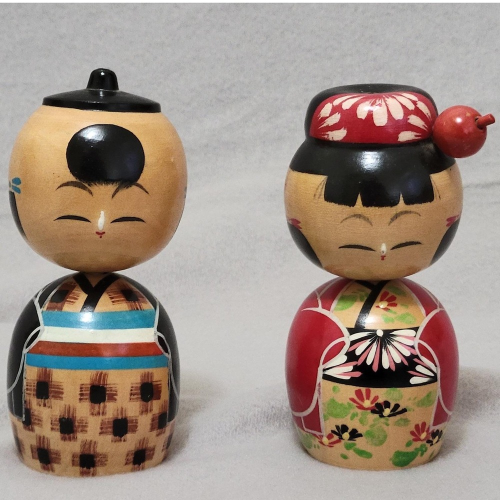 Vintage Japanese Kokeshi Dolls Pair Hand Painted Wood Folk Art Figurines Set